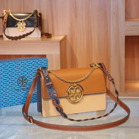 Home 7a Quality Replicas are the first copy products such as copycats shoes, watches, clothing, bags, and electronics. ToryBurch Miller color-block leather flap shoulder bag